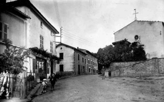 Eglise et clocheton en bois avant 1956