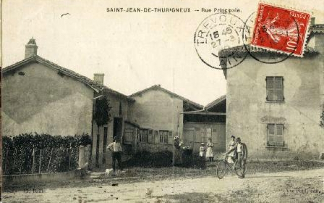 L'épicerie-bar actuel en 1910